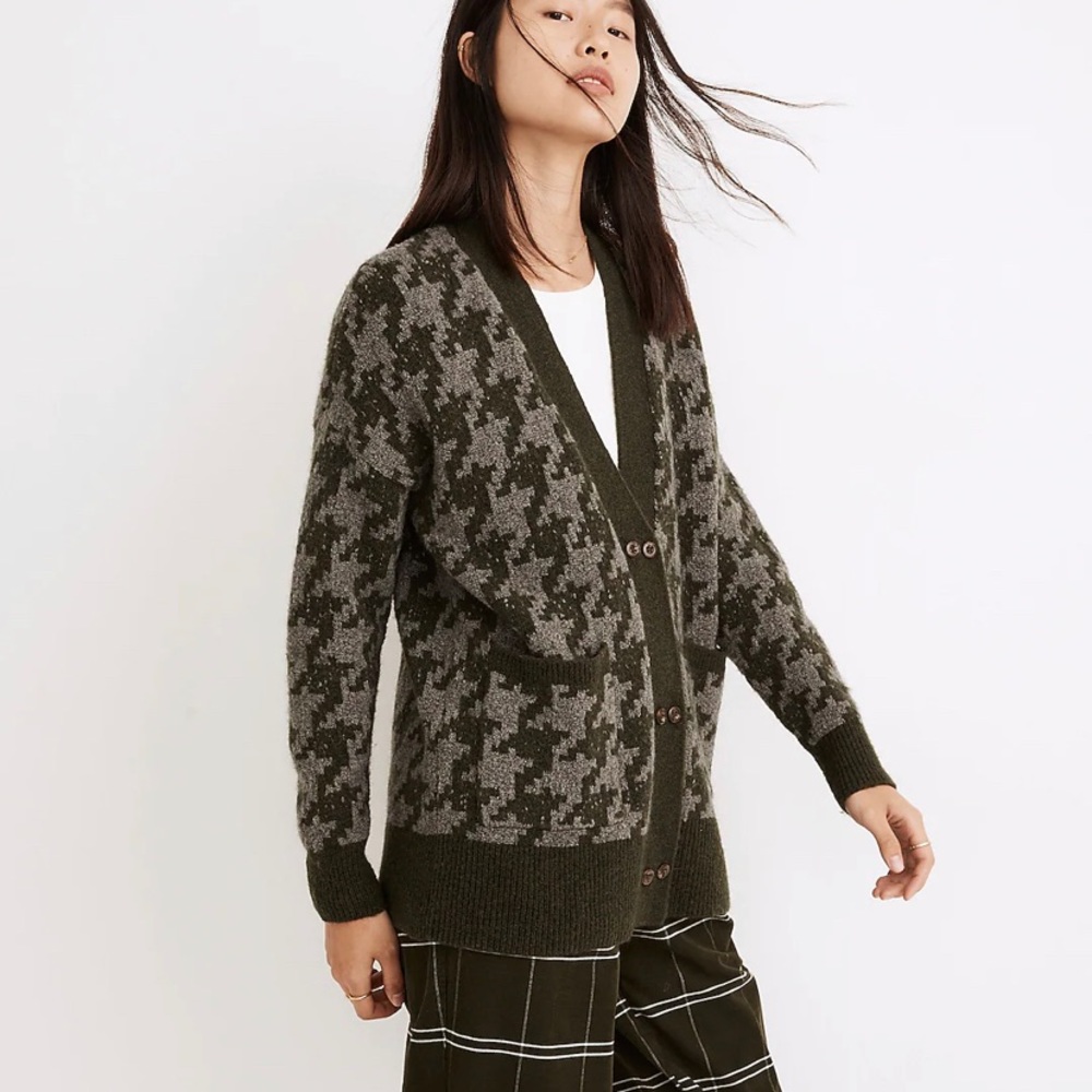 Madewell Allston Double-Button Houndstooth Cardigan Sweater